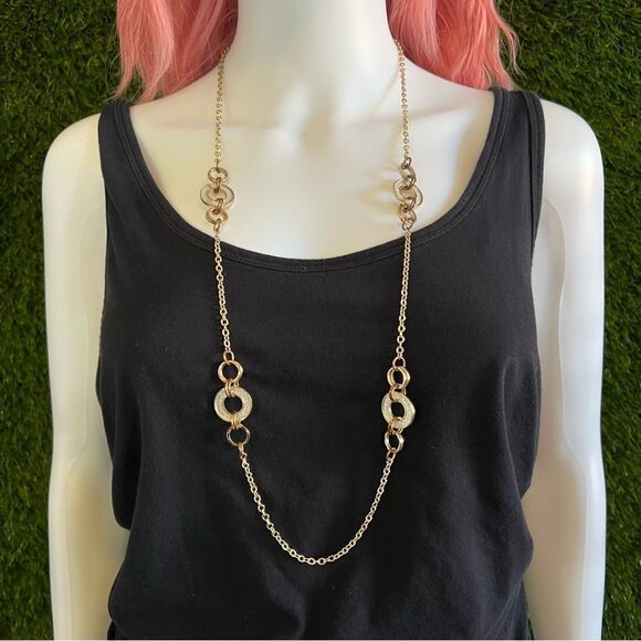 Gold Sparkle Circle Cluster Necklace - Picture 1 of 6